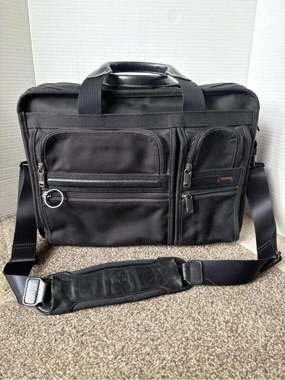 Tumi Alpha 3 Expand Briefcase Organizer Laptop Ballistic Bag Black Nylon 26141